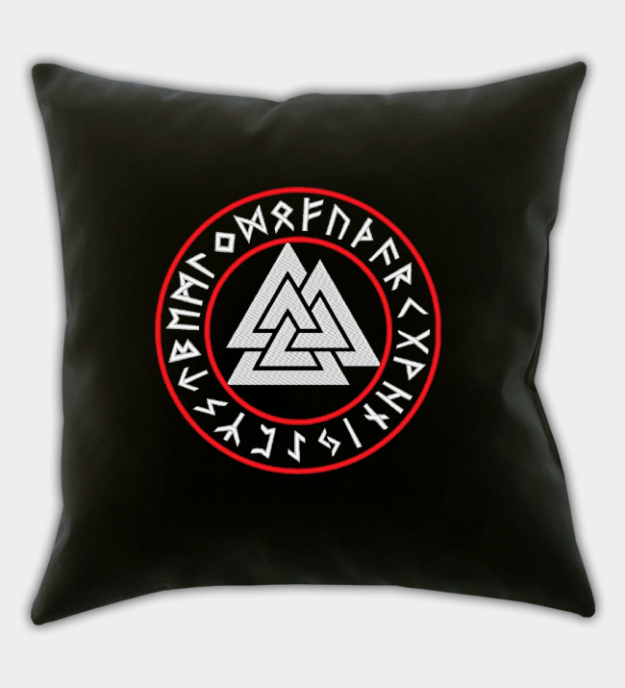 Valknut-rune brodert putetrekk